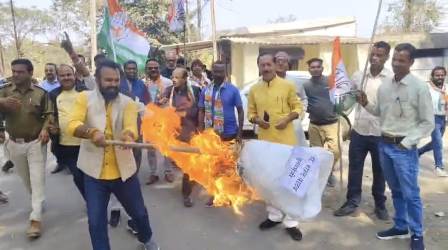 गलत बयानबाजी पर तीन मंत्रियों सहित मुख्यमंत्री का पुतला दहन, कांग्रेस ने की इस्तीफे की मांग 